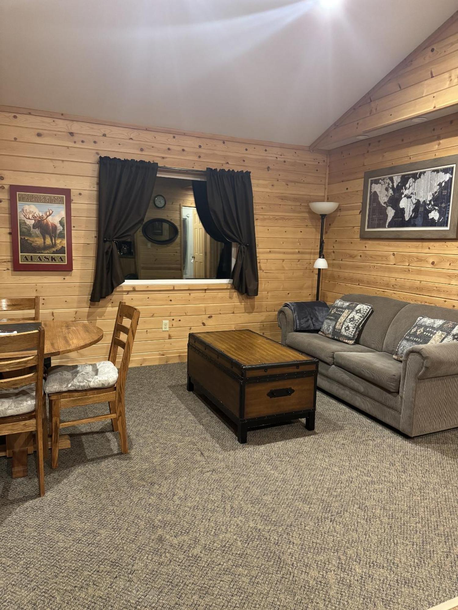 Susitna River Lodging, Backwoods Cabins Talkeetna Buitenkant foto